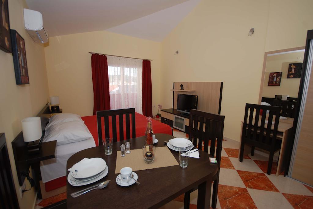 Apartments Stepic Trogir Pokój zdjęcie